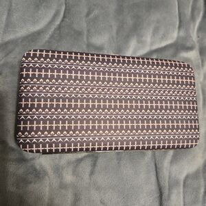 Patterned Gray and Light Pink Clutch Wallet
